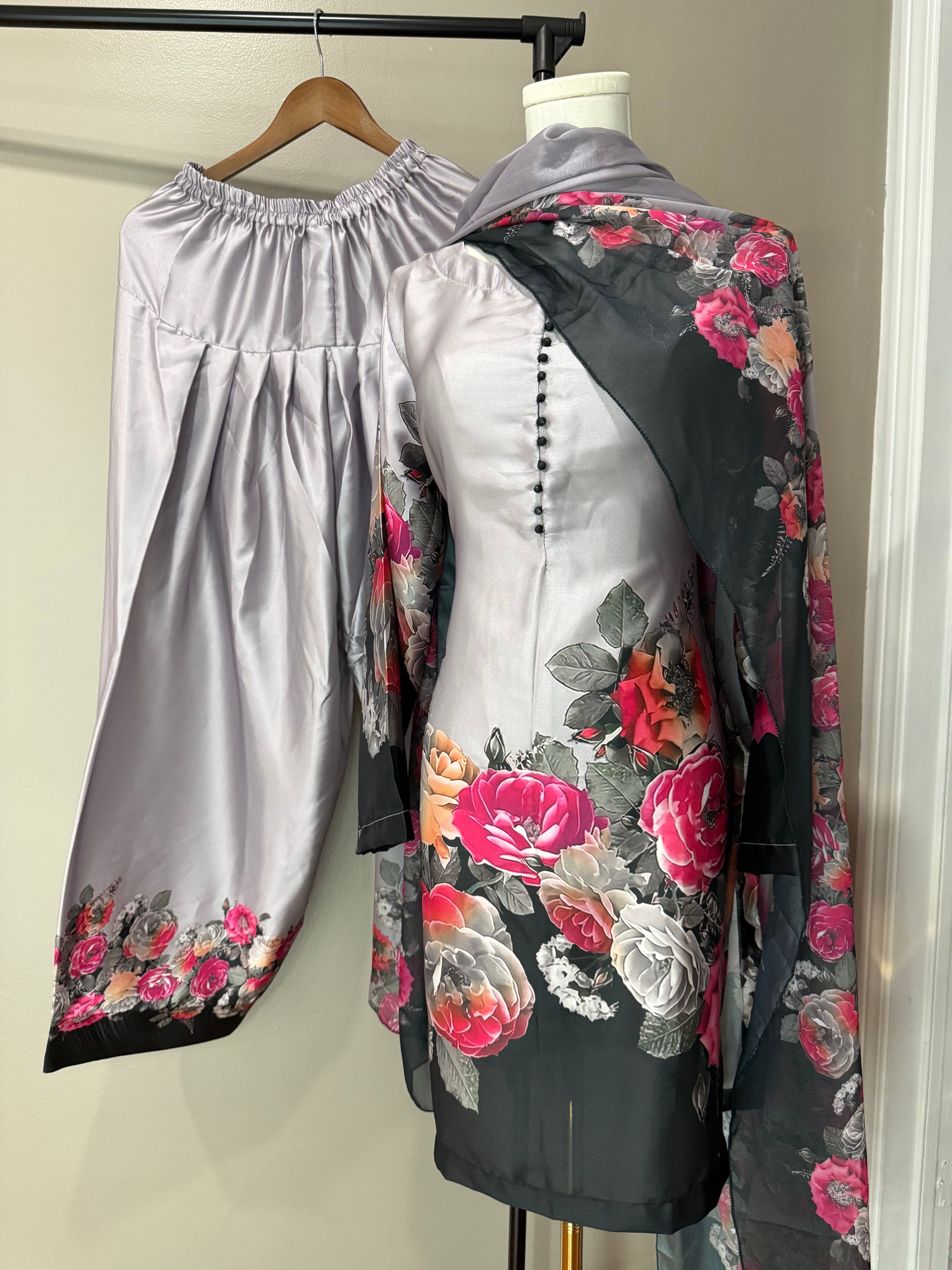 Purplish Grey Floral Farshi Salwar Suit